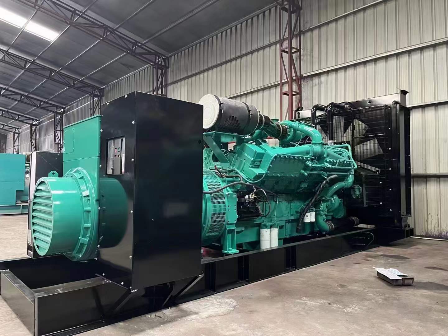 合川如何降低 800kW 柴油发电机输出电流的波动？
